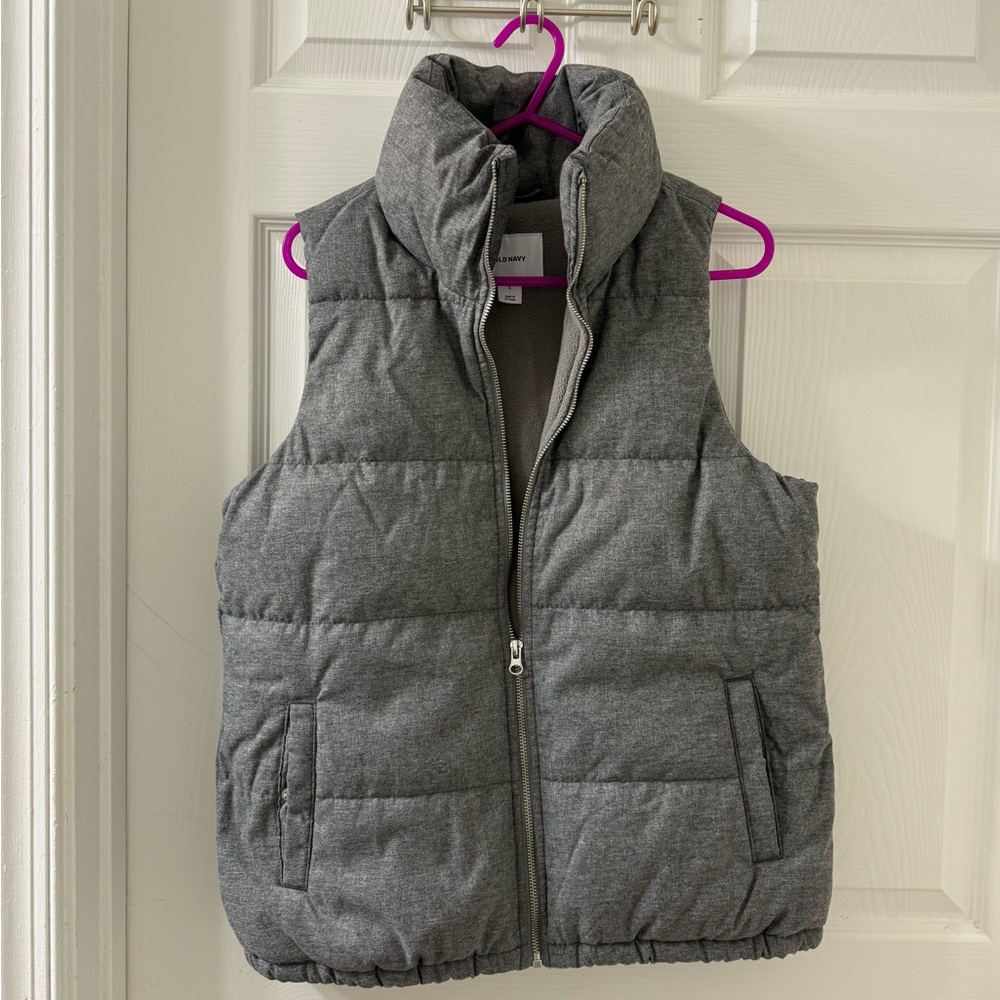 Old Navy fleece lined vest - S